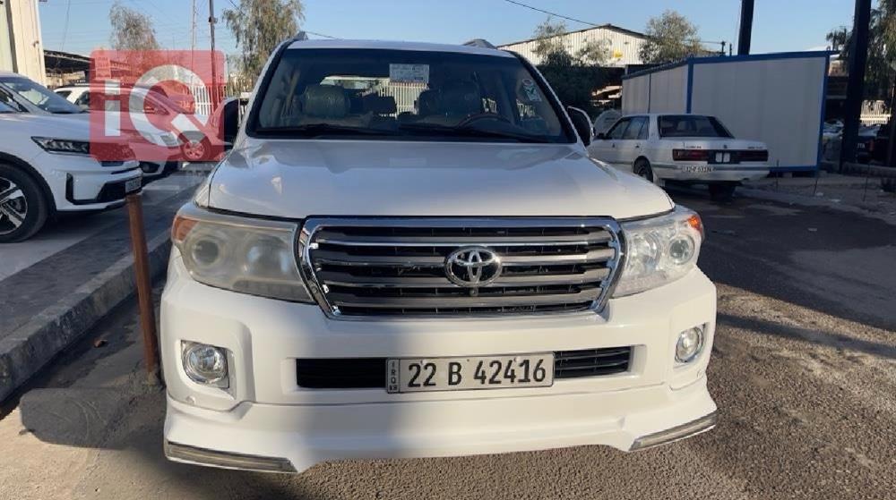 تويوتا لاندكروزر